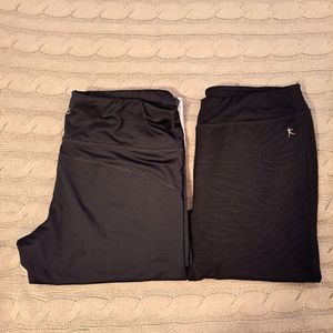 •LOT of 2 Leggings•